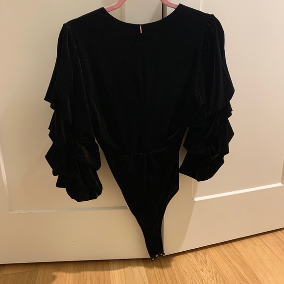 SALE BNWOT Misa Los Angeles Linde Black Bodysuit - Picture 5 of 8